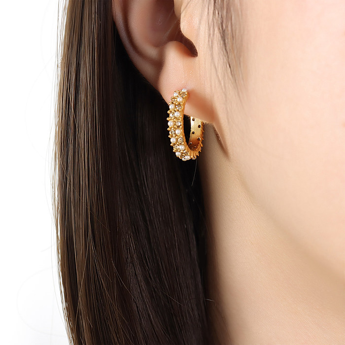 1 paire de clous d'oreilles plaqués or 18 carats, Style Simple, incrustation de placage en forme de C brillant, perles artificielles en acier inoxydable, strass