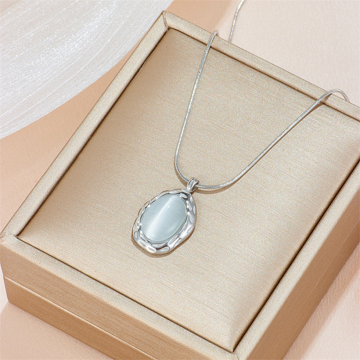 Collier pendentif ovale rétro en acier inoxydable avec incrustation d'opale