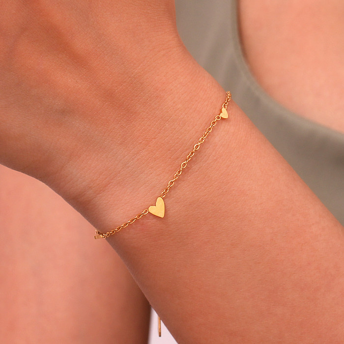 Simple Style Heart Shape Stainless Steel 18K Gold Plated Bracelets In Bulk