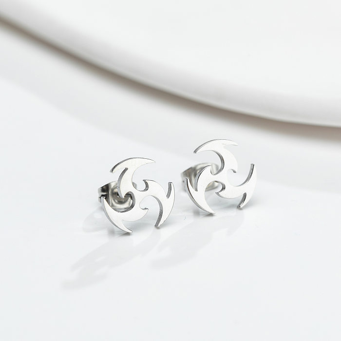 1 par de brincos de orelha em aço inoxidável com letras geométricas de estilo simples em formato de coração