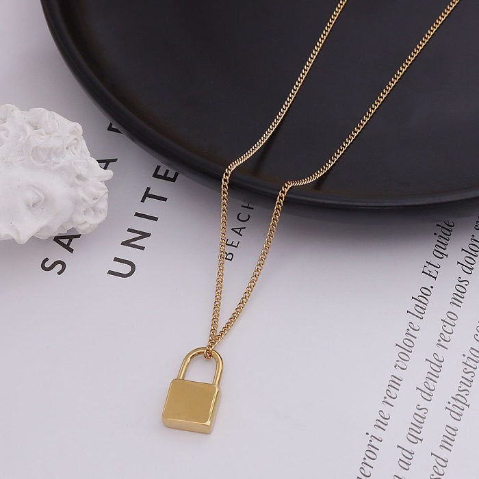 European And American Stainless Steel 18k Gold Clavicle Chain Small Lock Pendant Necklace
