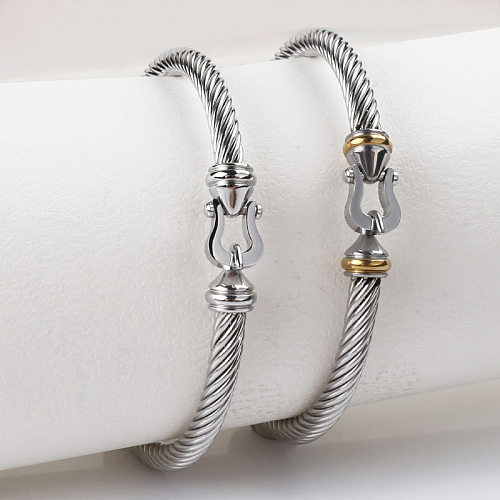 Bracelet en acier inoxydable à rayures spirales de style classique