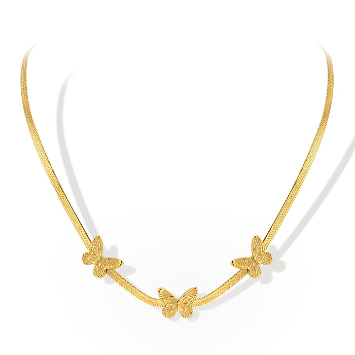Collar chapado en oro con revestimiento de acero inoxidable y mariposa de estilo simple