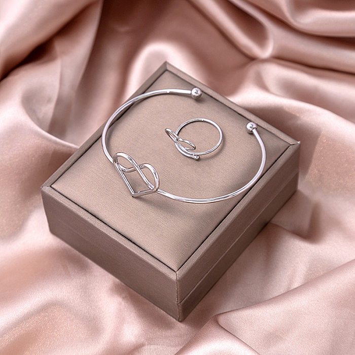 Bracelets de manchette plaqués en acier inoxydable, Style Simple en forme de cœur, couleur unie, câble torsadé