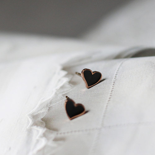 Simple Style Heart Shape Stainless Steel Plating Ear Studs 1 Pair