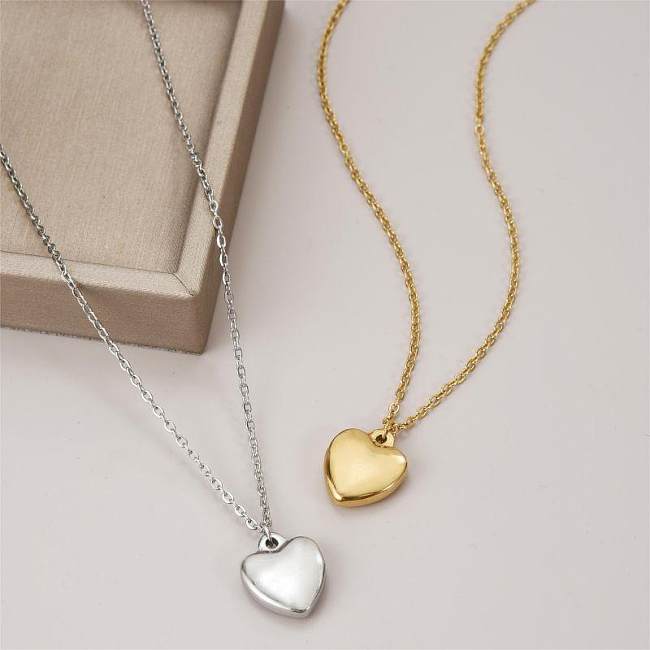 Collier pendentif plaqué or 18 carats en acier inoxydable poli en forme de cœur brillant de style IG Commute