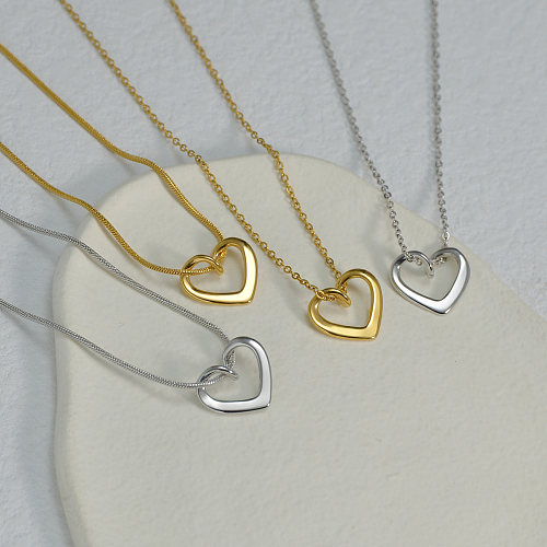 Collier simple d'acier inoxydable de forme de coeur de style plaquant des colliers d'acier inoxydable