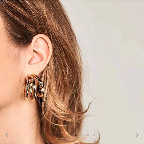 1 paire de boucles d'oreilles rondes en acier inoxydable plaqué or 18 carats, Style Simple et décontracté