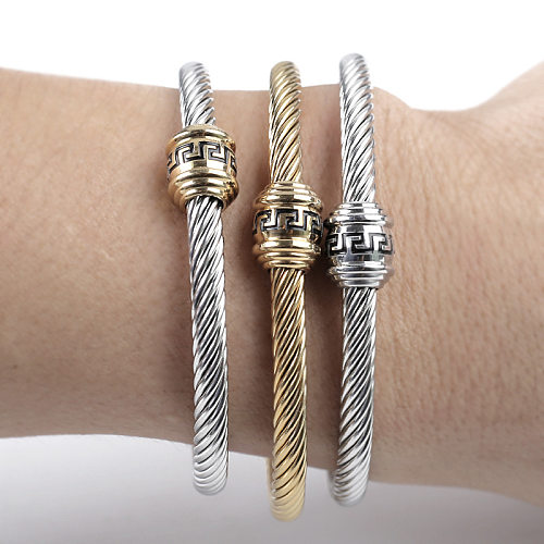 Bracelets de manchette plaqués or 18 carats, polissage en acier inoxydable à rayures spirales Hip-Hop
