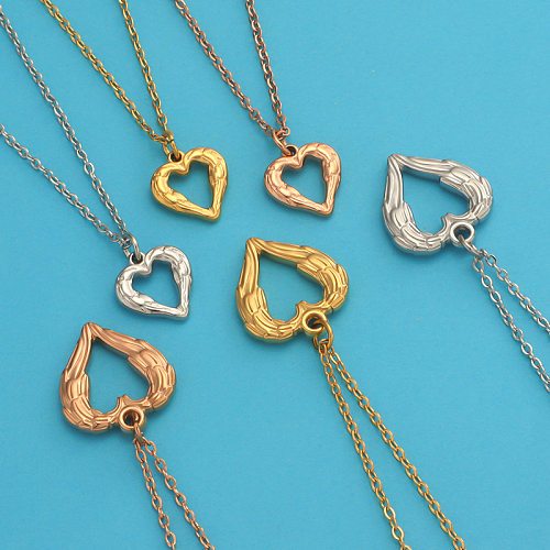 Style simple en forme de coeur en acier inoxydable placage creux plaqué or 18 carats plaqué or rose collier pendentif collier