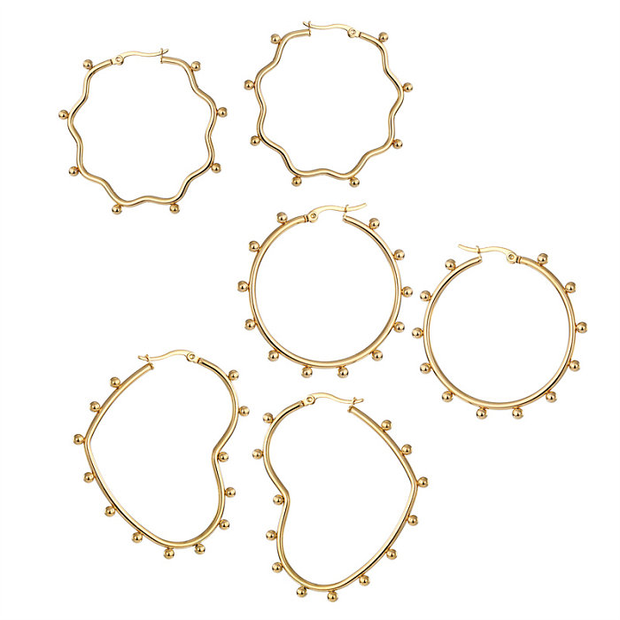 1 Paar schlichte runde herzförmige Creolen aus Edelstahl mit Beschichtung