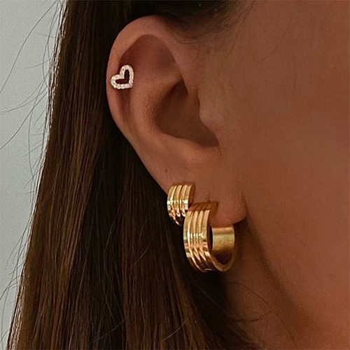 Boucles d'oreilles simples de cerceau d'acier inoxydable de forme de C de style plaquant les boucles d'oreilles d'acier inoxydable