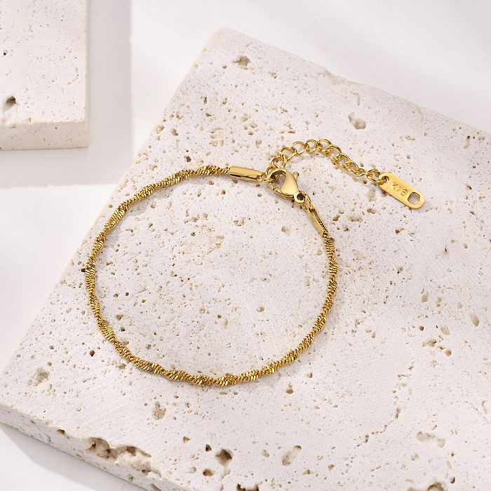 Wholesale Simple Style Streetwear Spiral Stripe Stainless Steel Plating 18K Gold Plated Bracelets