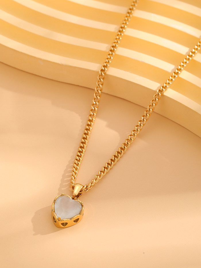 Elegant Retro Heart Shape Stainless Steel Plating Inlay Zircon Gold Plated Pendant Necklace
