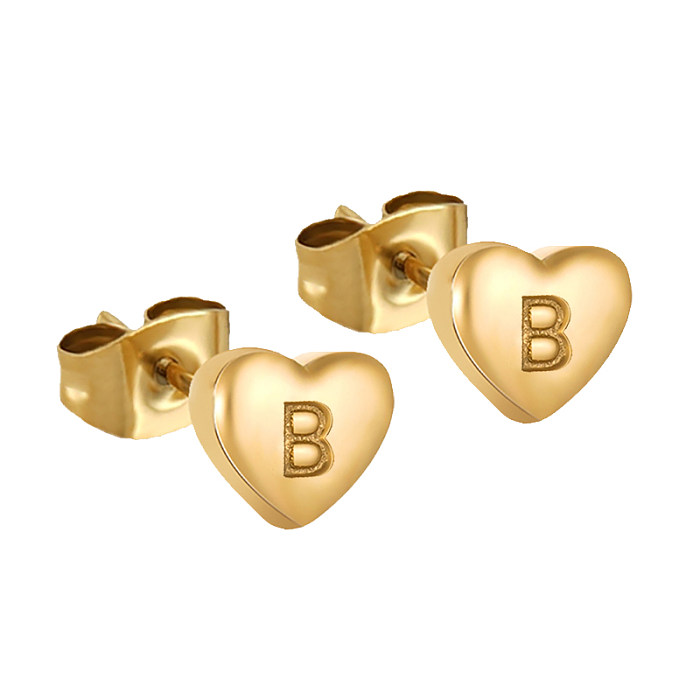 1 par de pendientes chapados en oro de 18 quilates de acero inoxidable con forma de corazón y letras de estilo sencillo