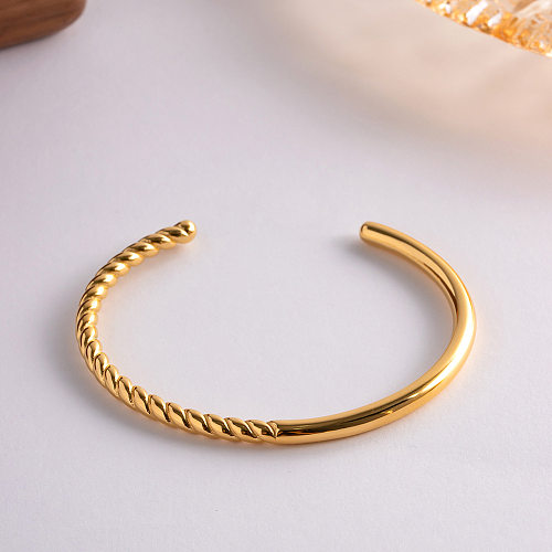 Retro Solid Color Stainless Steel Plating Bangle