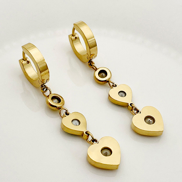 1 par casual elegante estilo vintage formato de coração chapeamento incrustado de aço inoxidável zircão brincos banhados a ouro