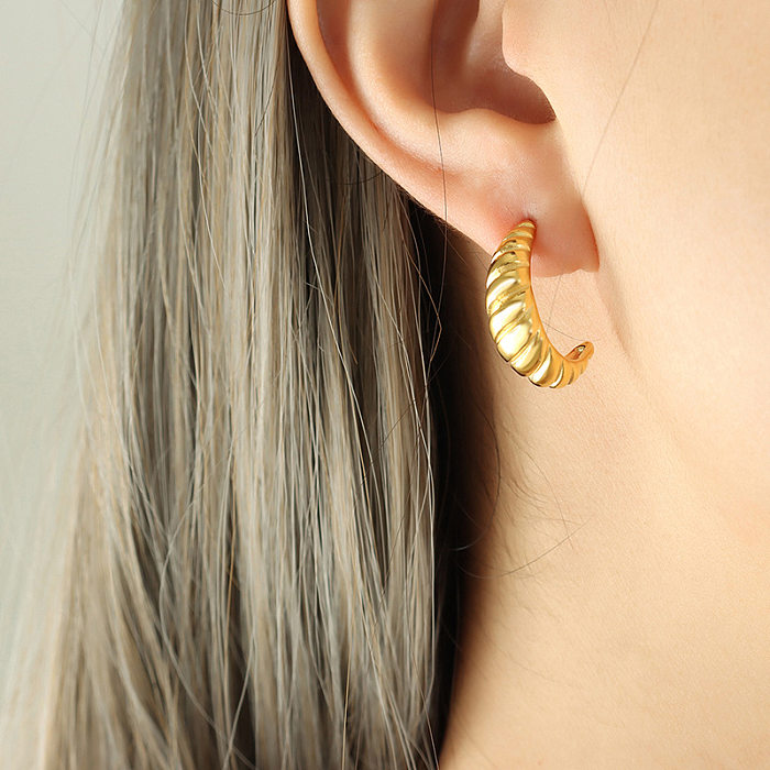 1 paire de clous d'oreilles plaqués en acier inoxydable, couleur unie, Style Simple