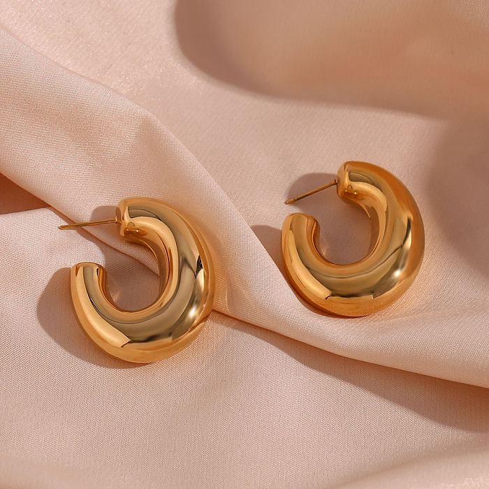Clous d'oreille plaqués par or 18K pour femmes de forme simple d'acier inoxydable de forme de C de style