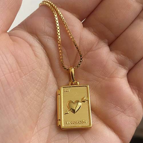 Vintage Style Romantic Moon Heart Shape Stainless Steel Plating Carving 18K Gold Plated Pendant Necklace