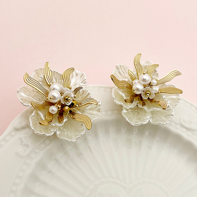 1 par elegante estilo vintage flor polimento chapeamento concha de aço inoxidável banhado a ouro brincos