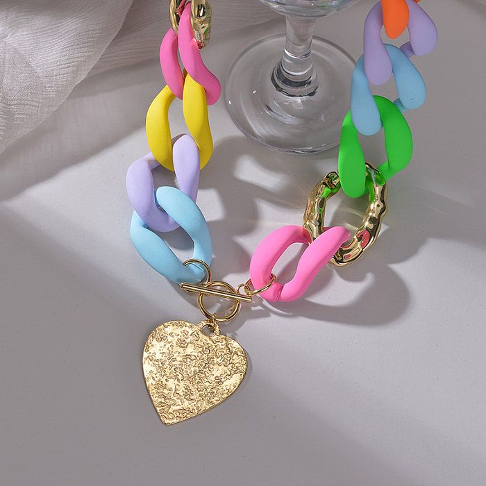 Modische Halskette in Herzform aus Edelstahl mit Arylbeschichtung