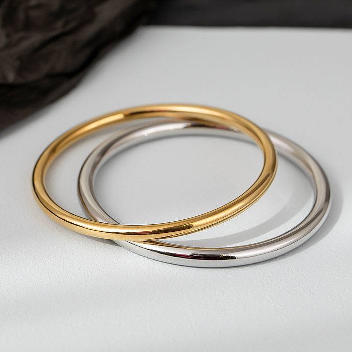 Bracelet de polissage en acier titane de couleur unie de style classique simple