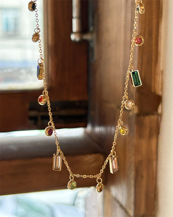 Süße geometrische Halskette mit Zirkon-Inlay aus Edelstahl