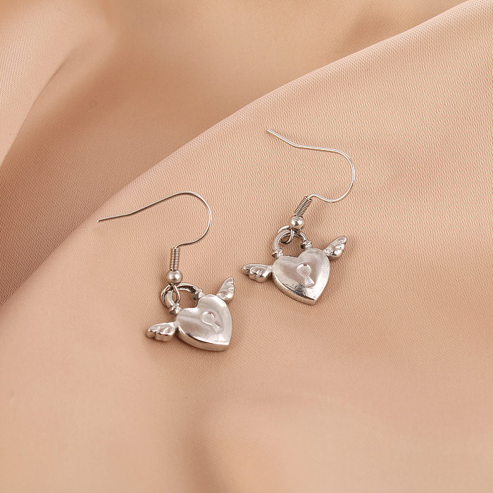 Boucles d'oreilles pendantes plaquées en acier inoxydable, forme de cœur, Style Simple, 1 paire