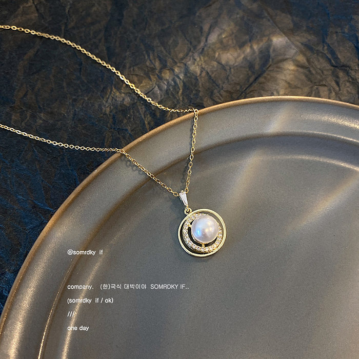 Elegante geometrische Edelstahl-Halskette mit Zirkon-Edelstahl-Halsketten