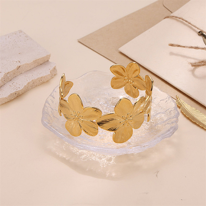 Luxurious Flower Butterfly Stainless Steel Plating Bangle