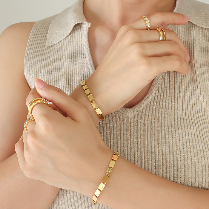 Luxuriöse, schlichte Love-Armbänder mit quadratischer Titanstahlbeschichtung und 18-Karat-Vergoldung