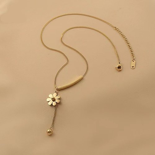 Simple Style Flower Stainless Steel Pendant Necklace In Bulk