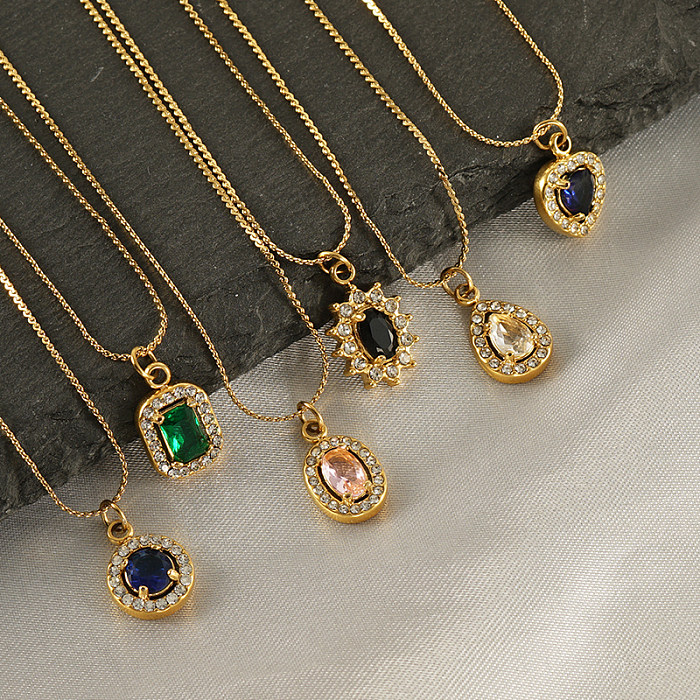 Glamouröse, glänzende Halskette mit Anhänger in Form von Sonnen- und Wassertropfen in Herzform, mit Intarsien aus Zirkon und 18 Karat vergoldetem Edelstahl