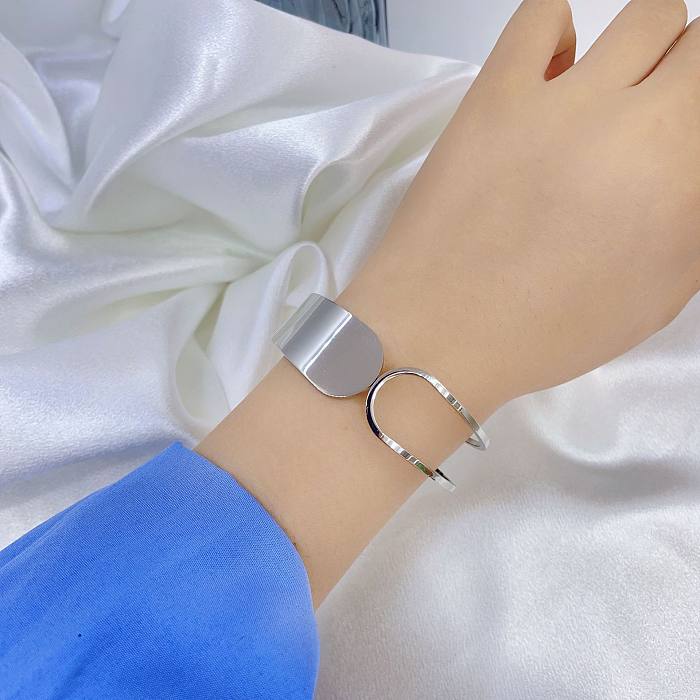 Simple Style Solid Color Stainless Steel Polishing Bangle