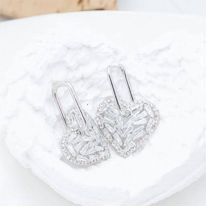 1 par estilo nórdico luxuoso comute coração forma chapeamento oco incrustação de aço inoxidável zircão branco banhado a ouro brincos