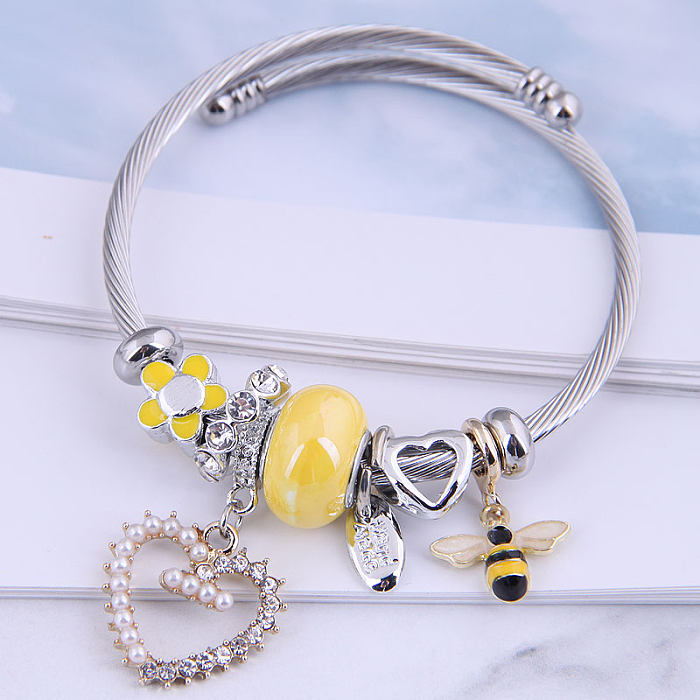 Fashion Metal Simple Heart Bee Multi-element Bracelet