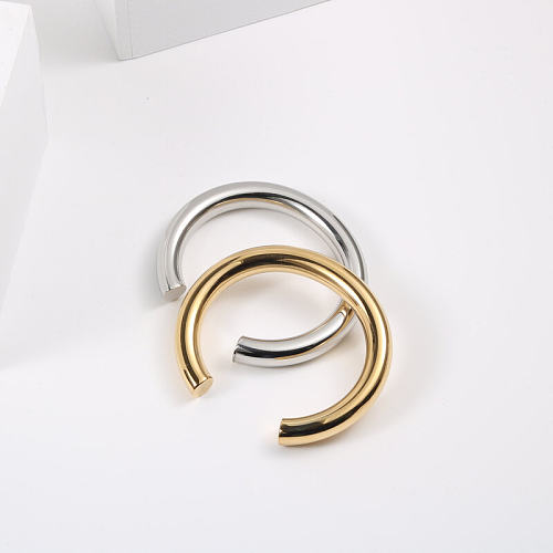 Bracelet de placage en acier titane en forme de C de style simple 1 pièce