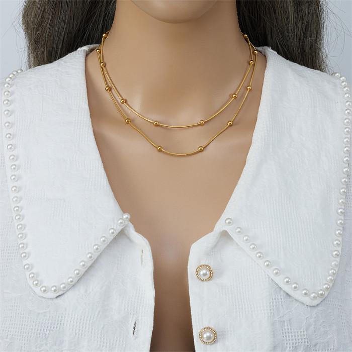 Einfache, mehrschichtige Halsketten im modernen Stil mit einfarbiger Edelstahlbeschichtung