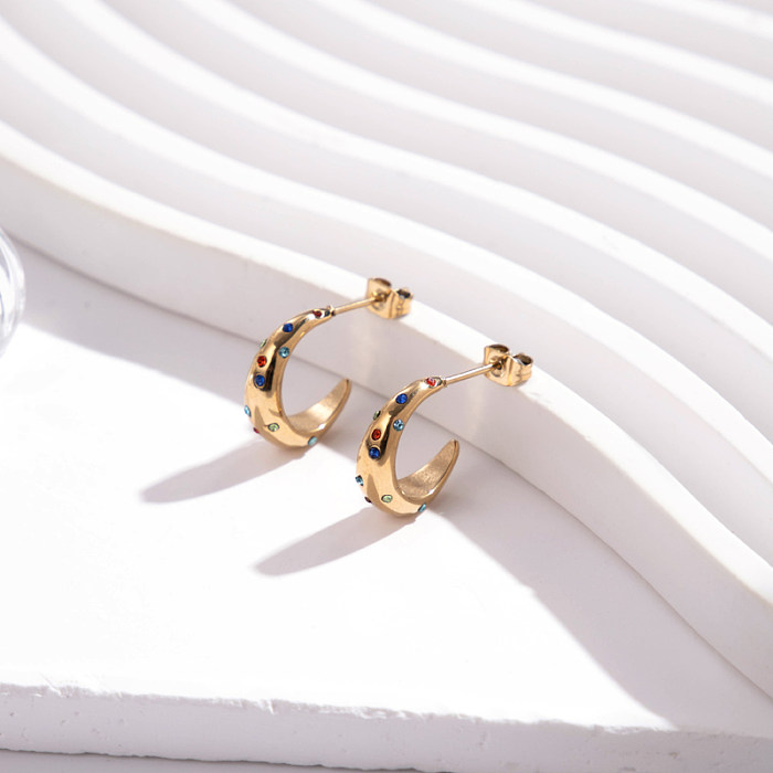1 paire de clous d'oreilles plaqués or 18 carats avec zircone en acier inoxydable, style vintage, style français, style simple, forme C, géométrique, rond