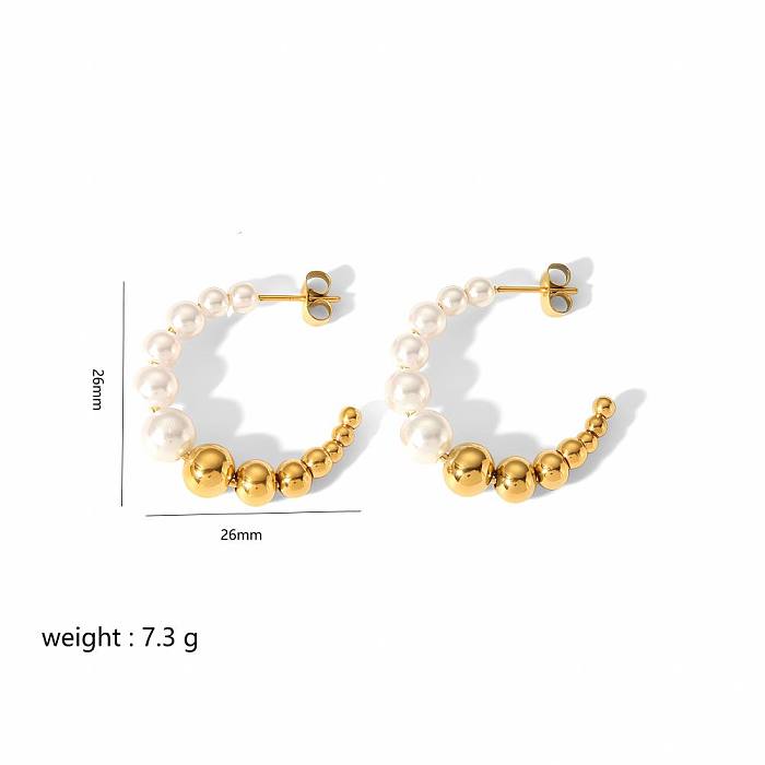 1 paire de boucles d'oreilles en forme de C avec incrustation de perles artificielles en acier inoxydable plaqué or 18 carats