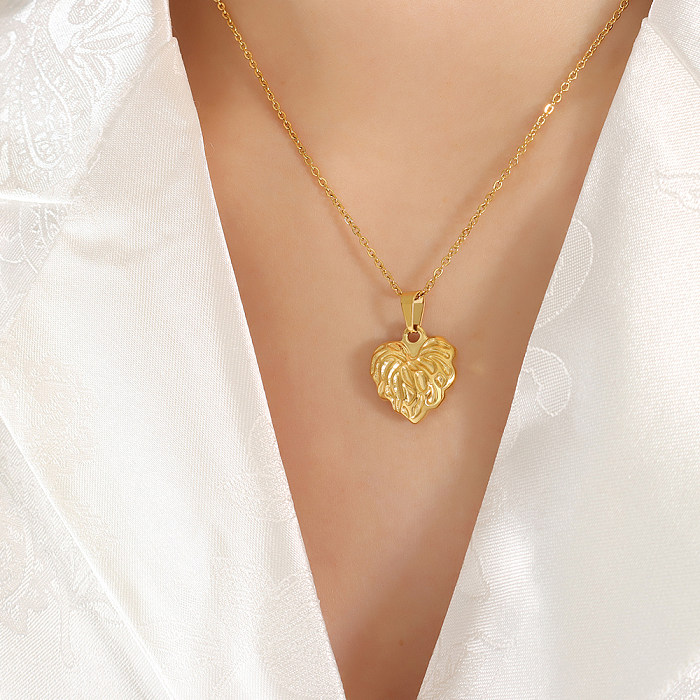 Colar casual Lolita em formato de coração banhado em aço inoxidável com pingente banhado a ouro 18K
