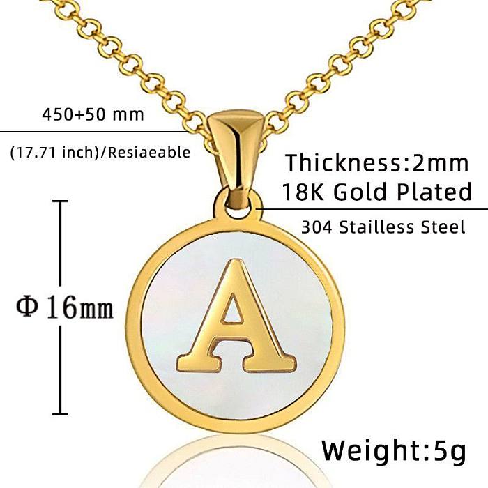 Collier avec pendentif en forme de coquille incrustée d'acier inoxydable, lettre ronde à la mode
