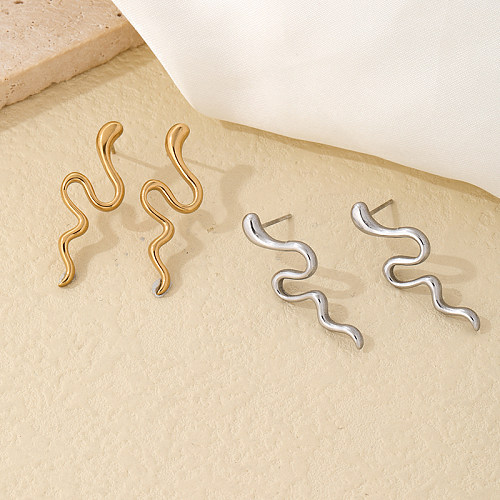 1 Pair Hip-Hop Simple Style Snake Polishing Plating Stainless Steel Gold Plated Silver Plated Ear Studs