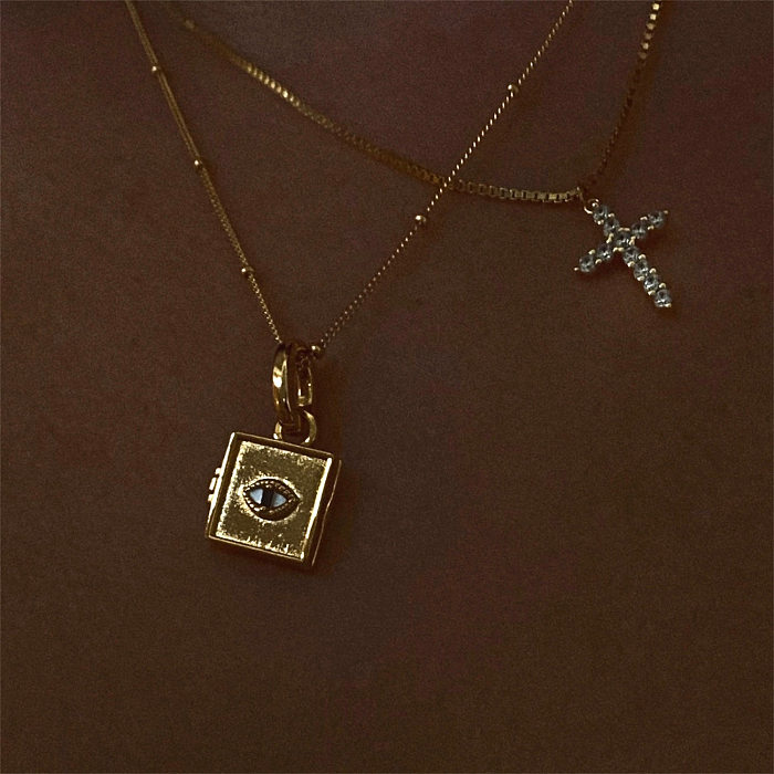Einfache Retro-Stil-Kreuz-Anhänger-Halskette mit Edelstahl-Beschichtung, Inlay-Zirkon, 18 Karat vergoldet