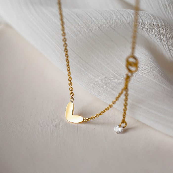 Colar banhado a ouro com chapeamento de aço inoxidável em forma de coração estilo simples