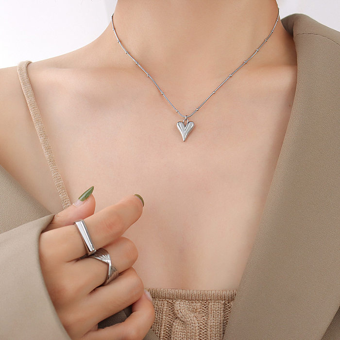 Retro Fashion Simple Heart-shape Necklace Stainless Steel Necklace