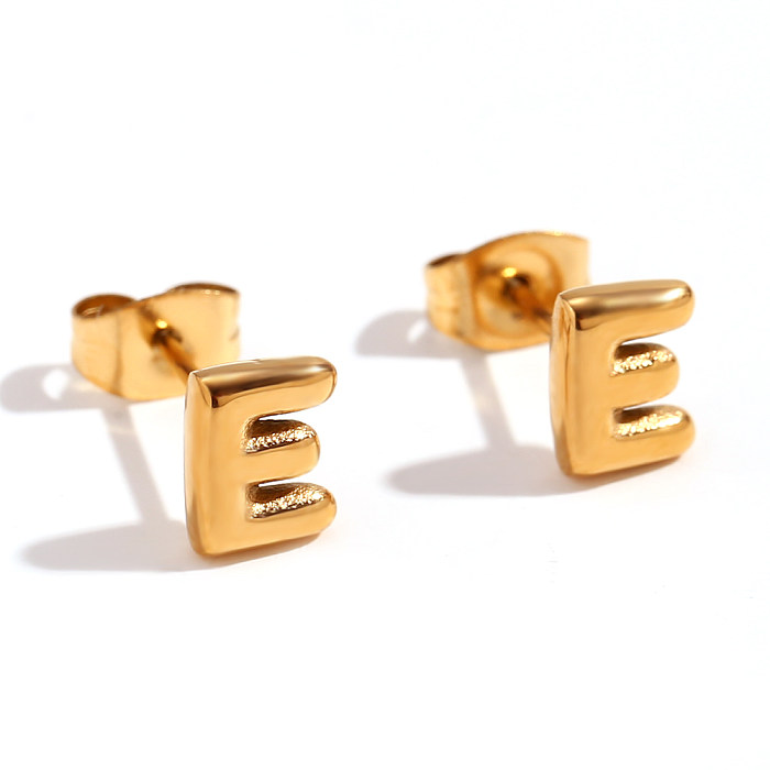 1 par de brincos de orelha banhados a ouro 18K em estilo clássico básico com letras em aço inoxidável