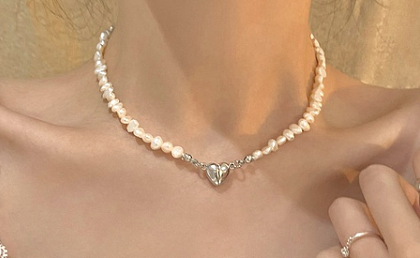 Collier pendentif en forme de cœur, Style Cool, perle papillon, placage en acier inoxydable, incrustation de pierres précieuses artificielles, 1 pièce