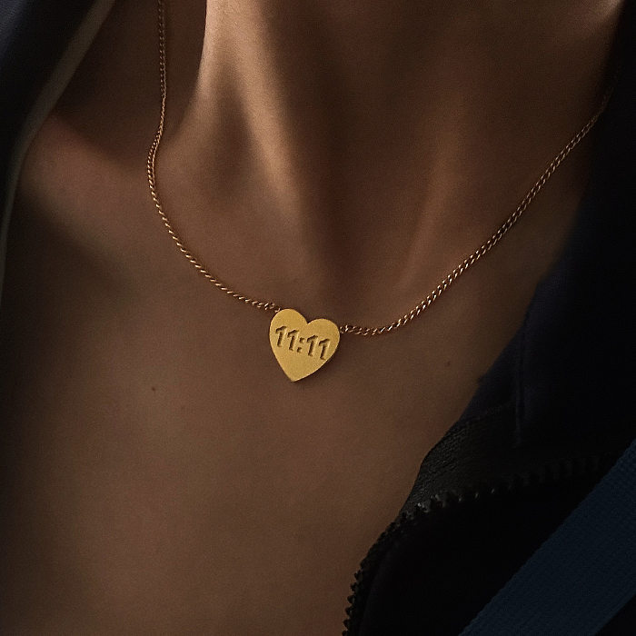 Wholesale Retro Heart Shape Stainless Steel 18K Gold Plated Pendant Necklace